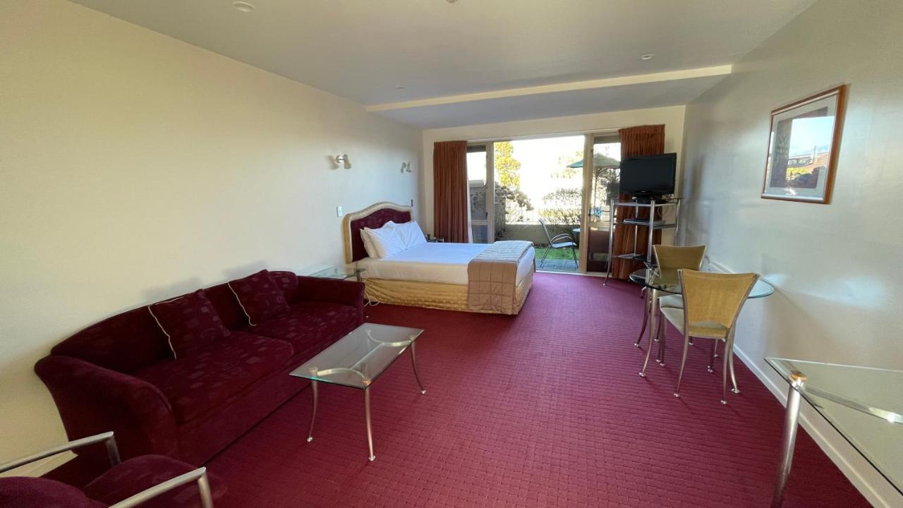 Chantillys Motor Lodge Tauposee Exterior foto
