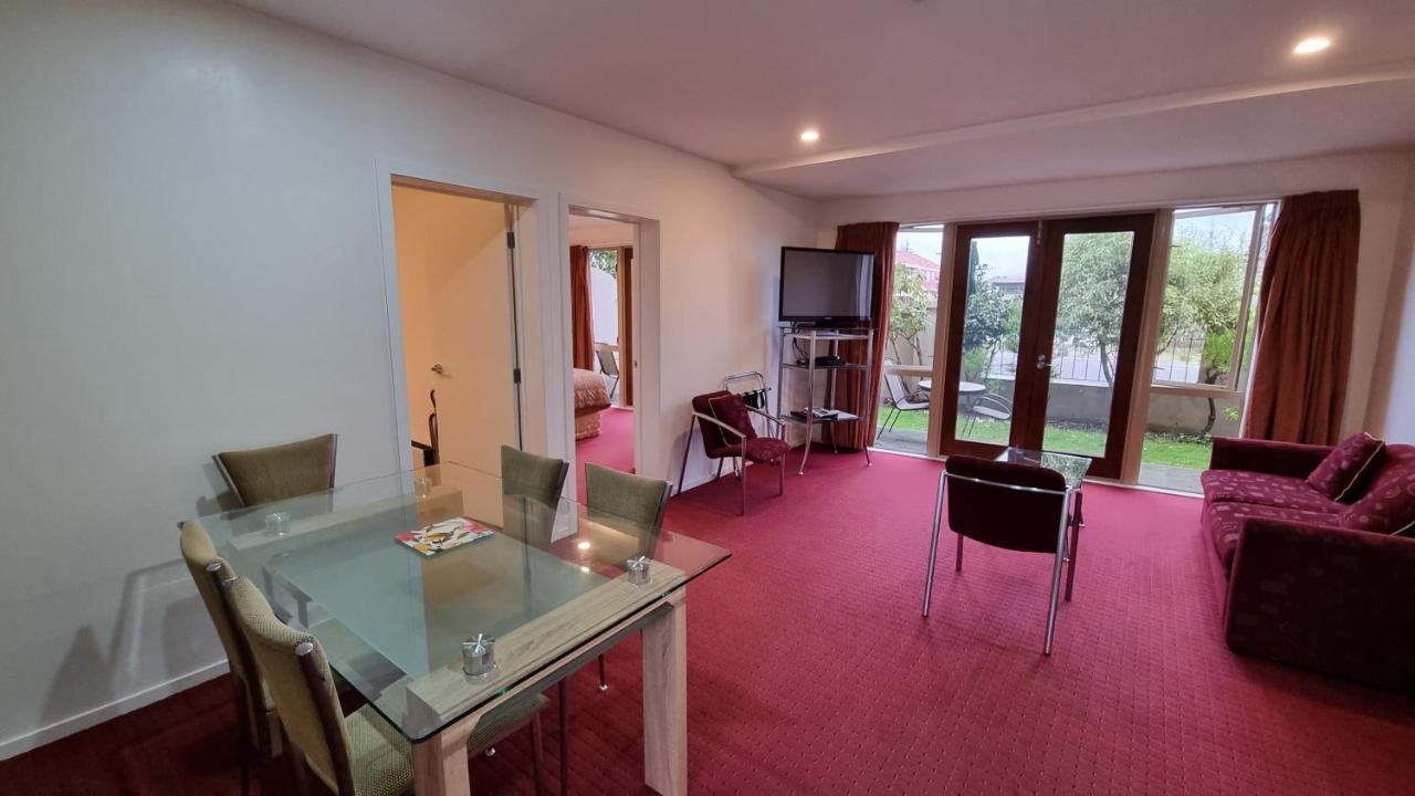 Chantillys Motor Lodge Tauposee Exterior foto