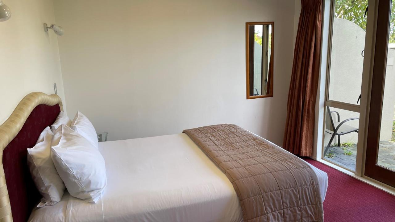 Chantillys Motor Lodge Tauposee Exterior foto